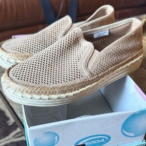 Soda Oatmeal Perforated Slip-On Sneakers - New in Box - Size 6.5
